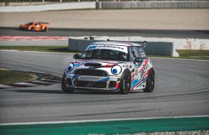 Hernández Hormigos sentenci a n el título nacional del CER con una victoria en Montmeló