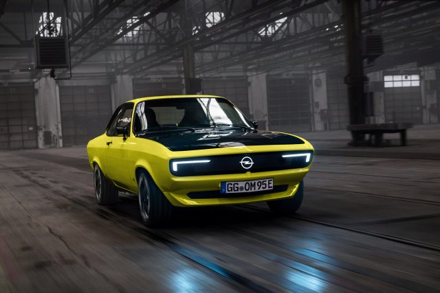 01_Opel-Manta-GSe-ElektroMOD-515657