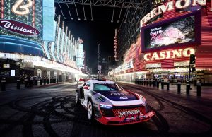 Ken Block y su audi S1 Hoonitron electrifican Las Vegas