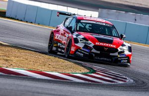 Monlau y Motul reinan con CUPRA y la famiia Gené en el Circuit de Barcelona Catalunya